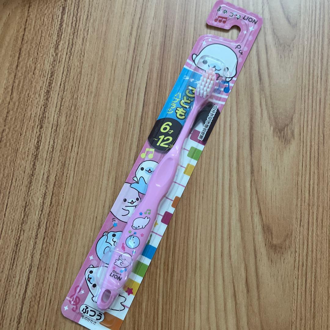 LION ピンク歯ブラシ 6-12歳　まめゴマ