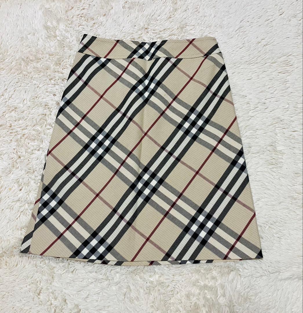 BURBERRY バーバリーブルーレーベル　ノバチェック　スカート　サイズ36BURBERRY BLUE LABEL;有些许损伤或污渍