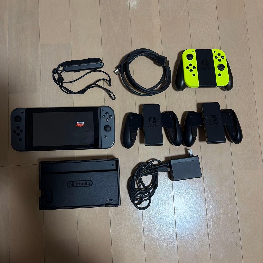 Nintendo Switch本体 +joycon+micro SD 256GB有些许损伤或污渍