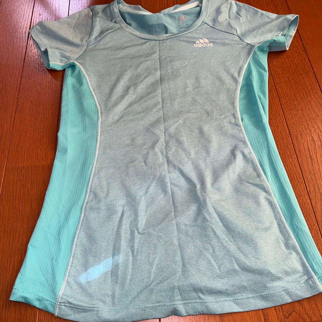 adidas 水色 Tシャツ