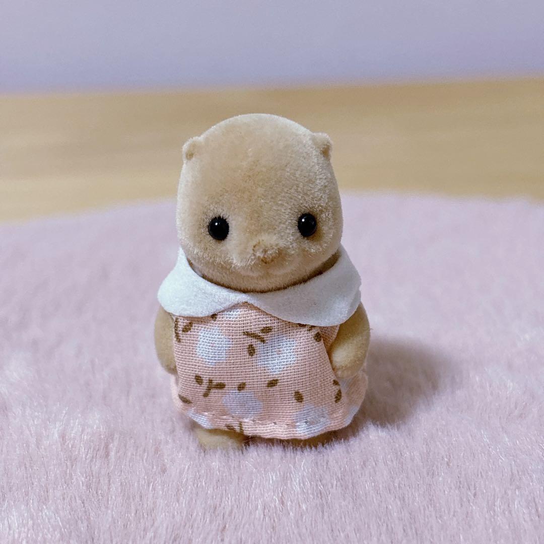 シルバニアパーク限定 ラッコ 赤ちゃん レアSylvanian Families;没有明显的损伤或污渍