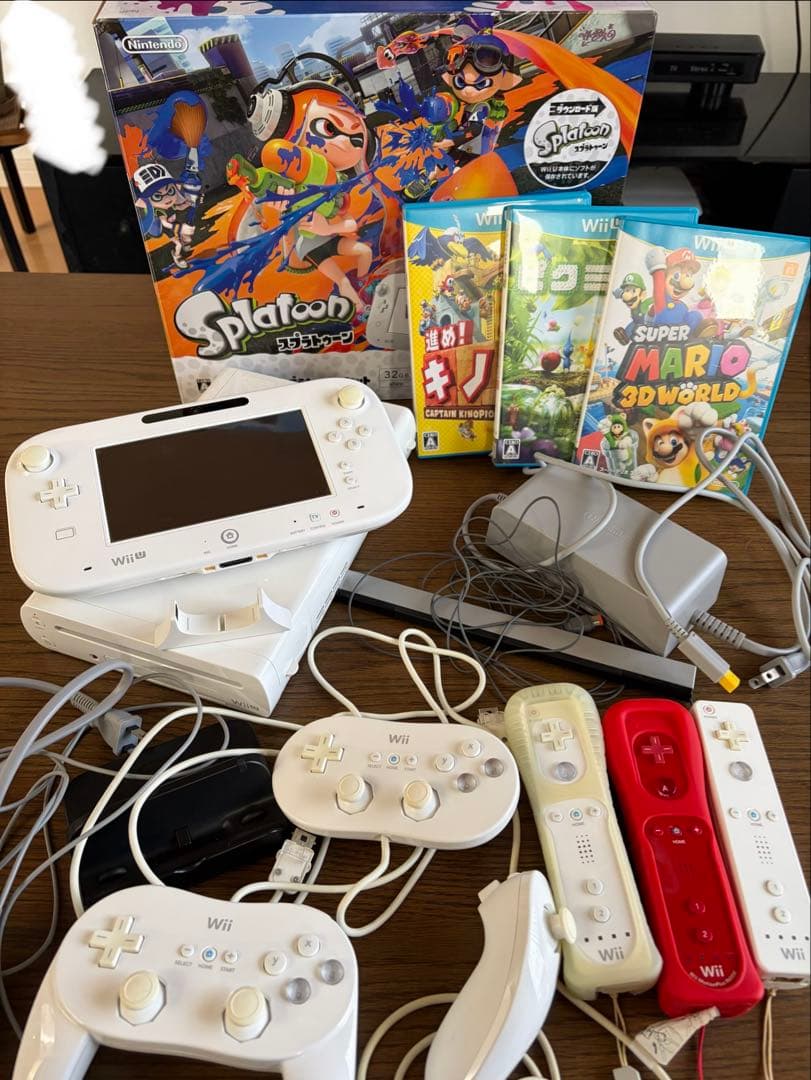 Wii U本体 スプラトゥーンセット+ コントローラー＋ゲームソフト5本セット有些许损伤或污渍